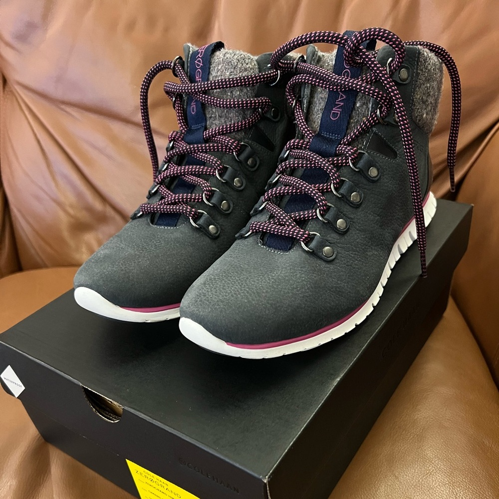 Cole Han Zerogrand Hiker Ombré Blue Water Proof Boot Womens Size 9